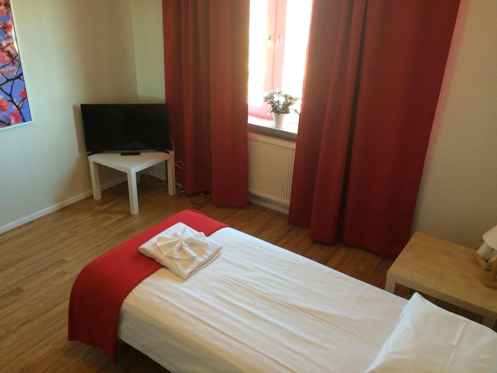 Hotell Oestergyllen Linköping Kültér fotó